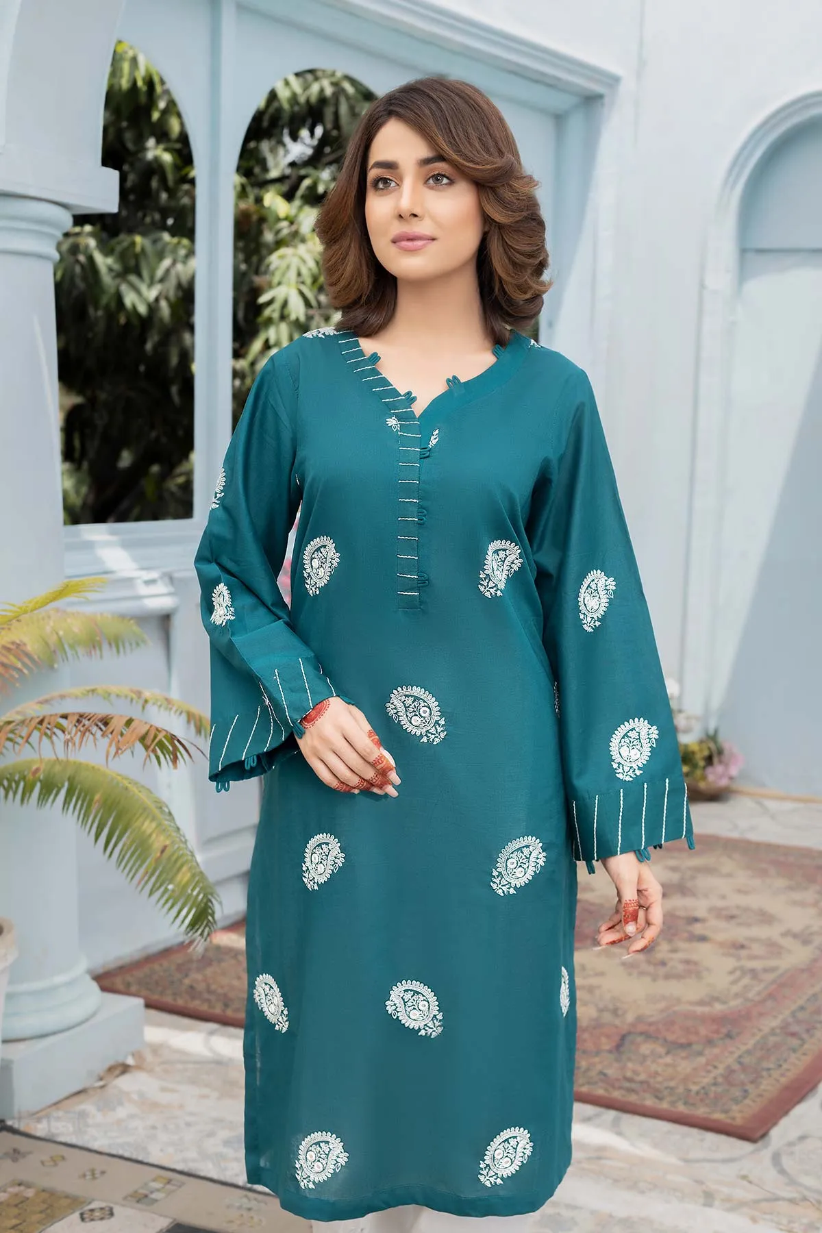 Embroidered Lawn Shirt CNP22-51