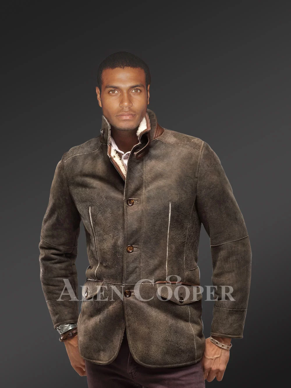 Men's Shearling Sheepskin Coat with Collared Neck