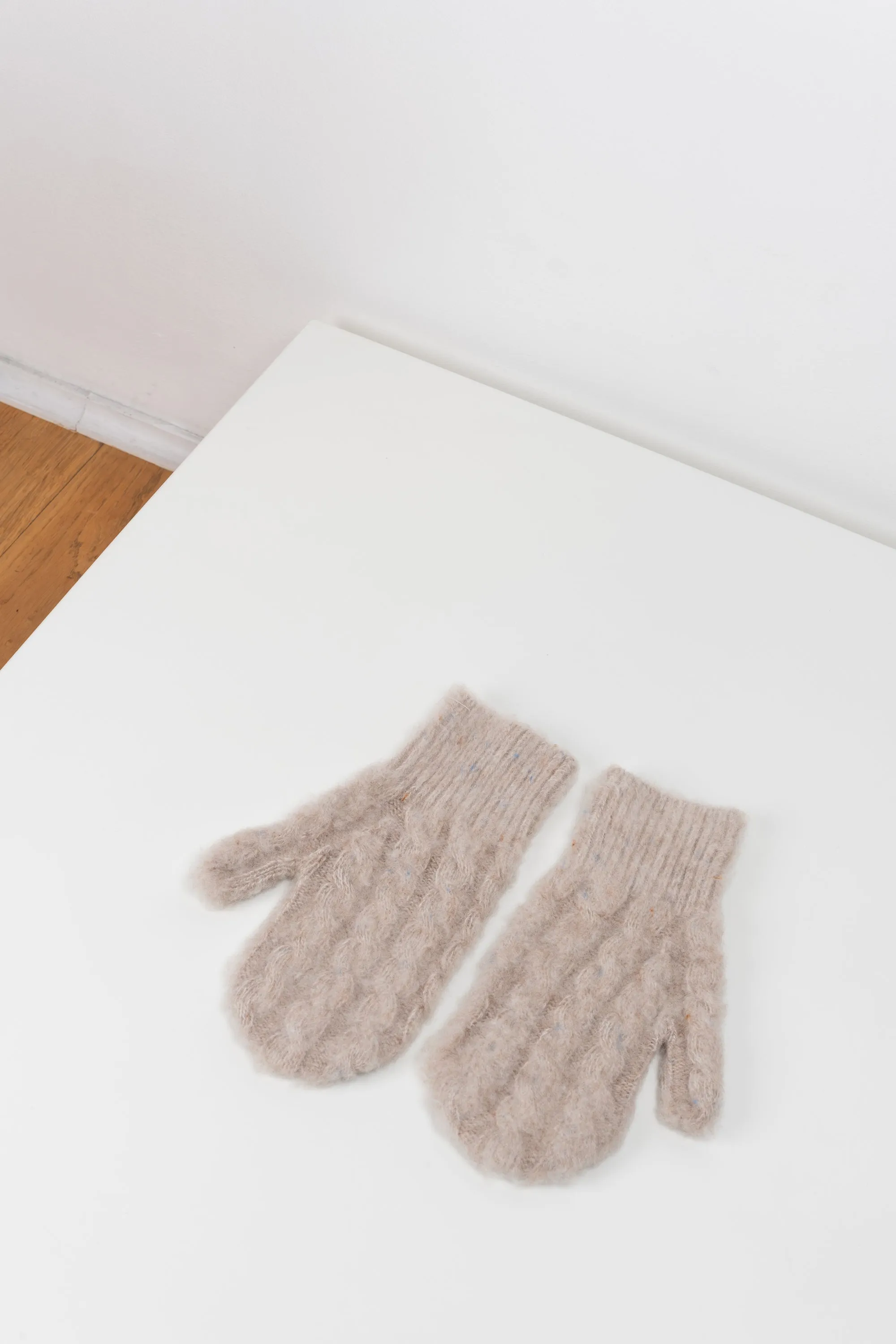 Fashion Knit Mittens