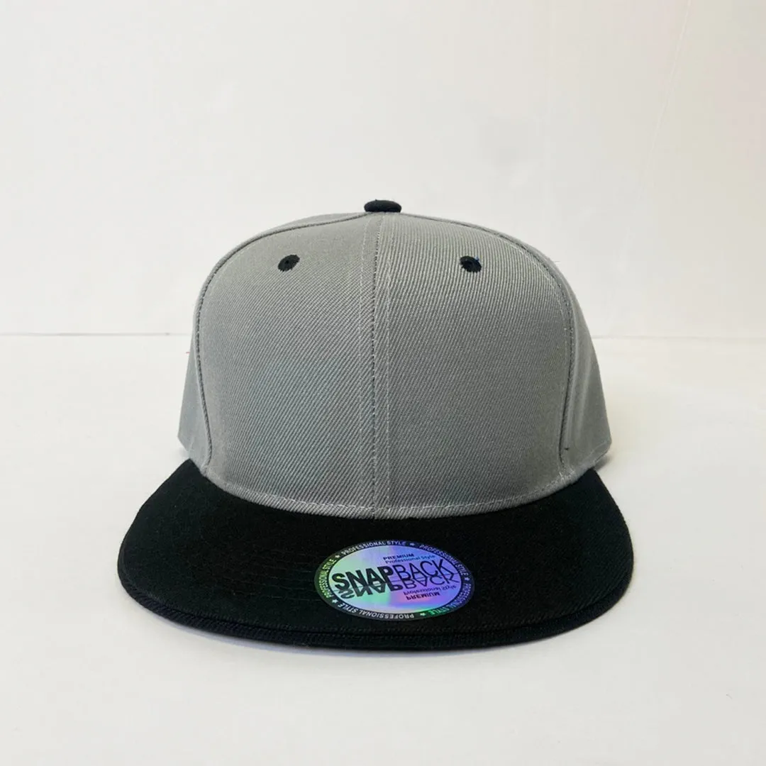 Classic Two Tone 5 Panel Snapback Hat