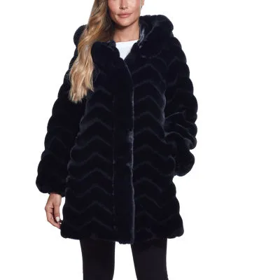 Gallery Women's Heavyweight Faux Fur Coat