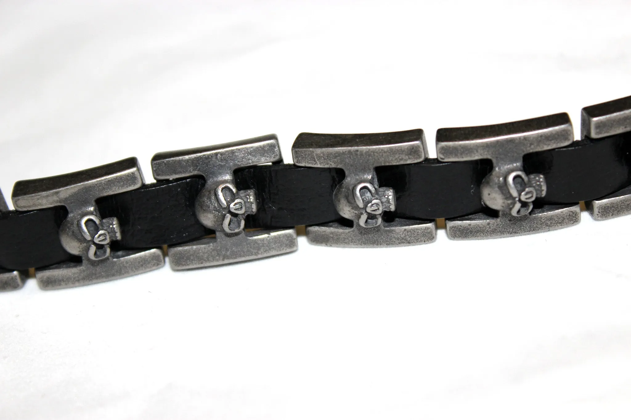 Skull Link Stainless Steel Leather Bracelet