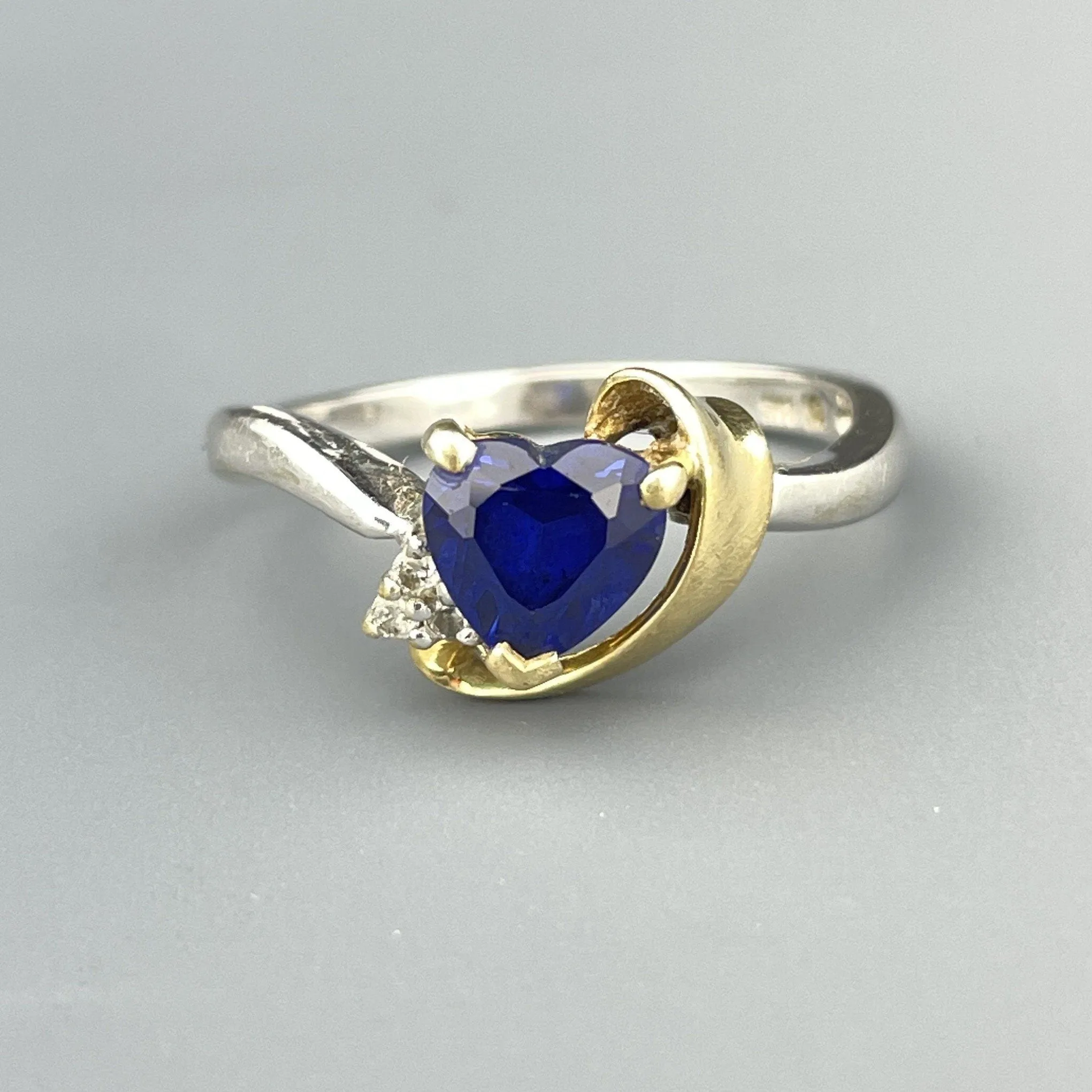 Original Vintage 10K White and Yellow Gold Diamond Sapphire Heart Ring, Sz 6 1/4