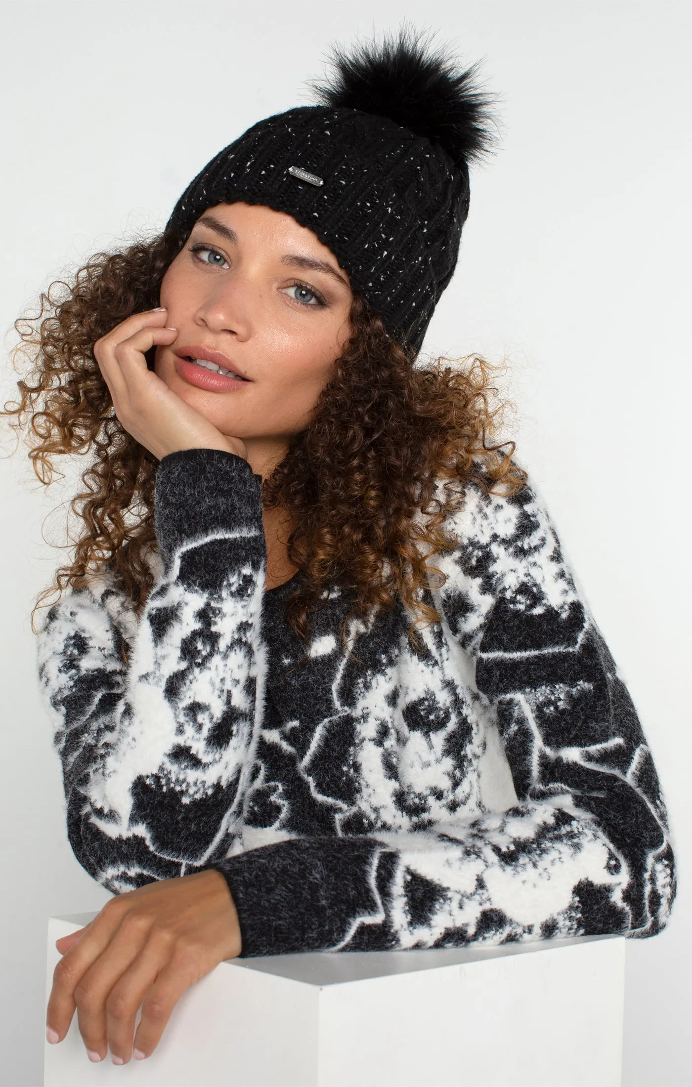 Women's Black Cable Knit Beanie